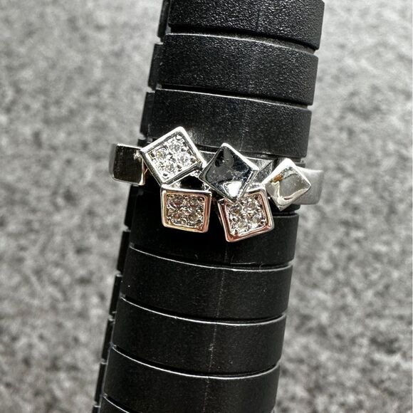 NWB White Gold Plated Silver-tone Geometric Ring CZ & Square Accents Size 5.75 - Picture 2 of 12